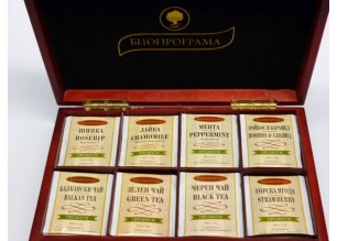 Дървена кутия с 8 вида чай